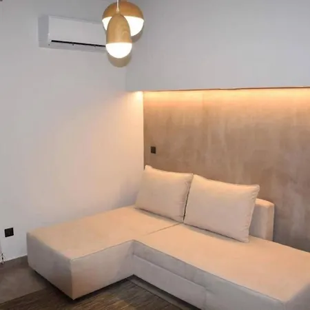 And Modern Flat By The River *
