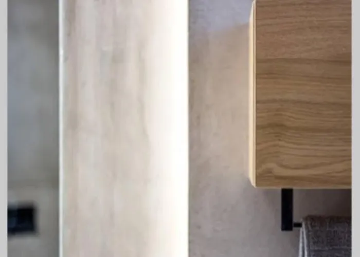 And Modern Flat By The River Trikala (Thessaly)